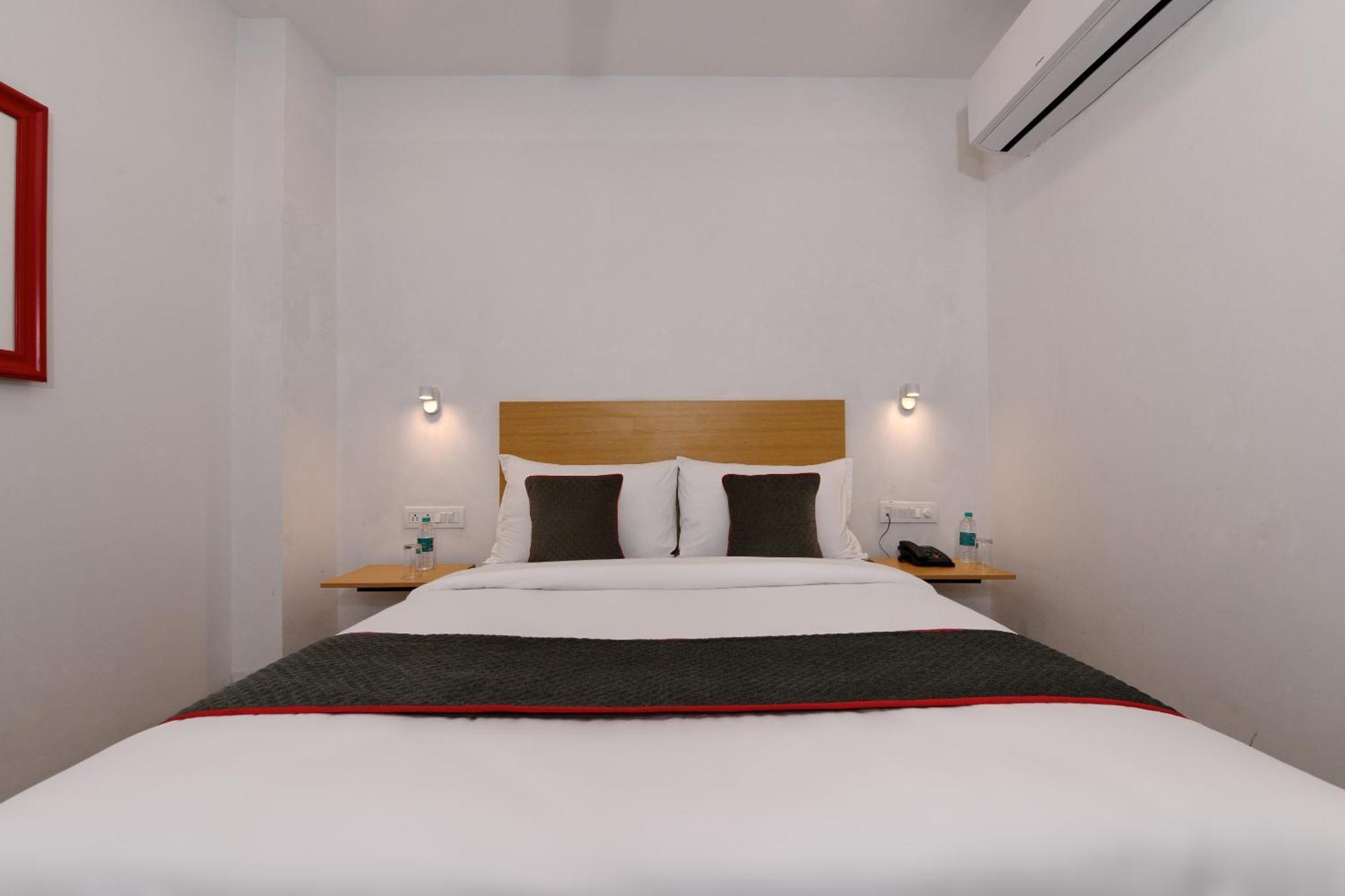 Townhouse Function Inn Near Chaudhary Charan Singh International Airport Lucknow Exterior photo